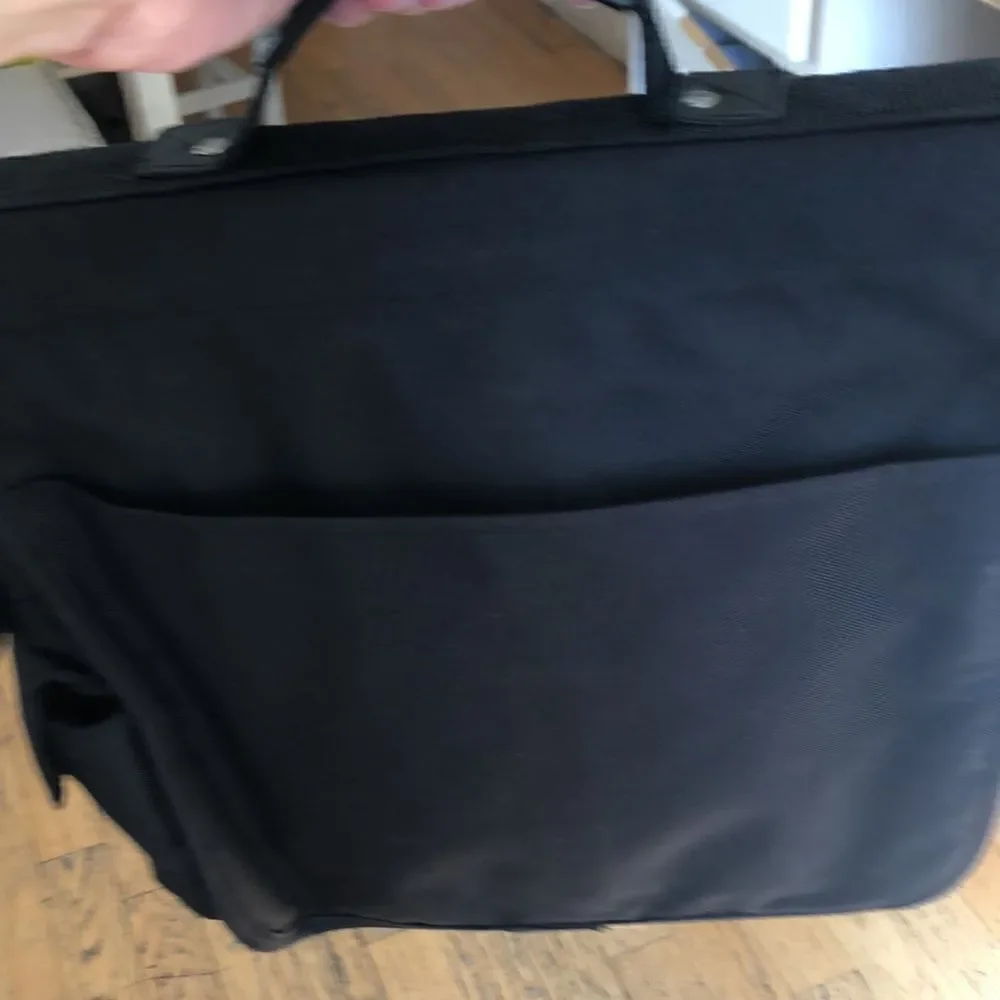 Fox 🦊 Gear Security Tote Organizational Compartments Inside/outside Handle